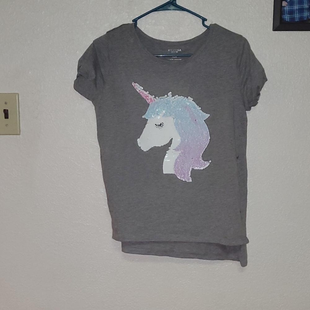 Tee shirt